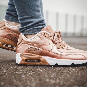 Metallic Air Max Nike